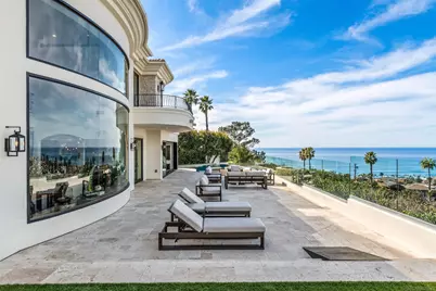  704 Muirlands Vista Way, La Jolla, CA 92037 - Photo 36