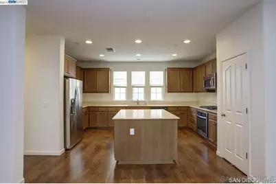  75 Middleton Pl, Hayward, CA 94544 - Photo 18