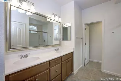  75 Middleton Pl, Hayward, CA 94544 - Photo 26