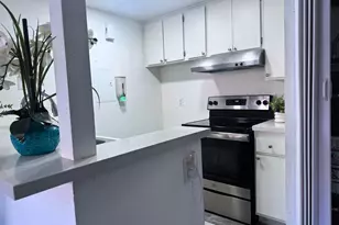 875 W San Ysidro Blvd, San Ysidro, CA 92173 - Photo 10