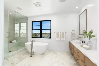  2910 Highland Dr., Carlsbad, CA 92008 - Photo 14