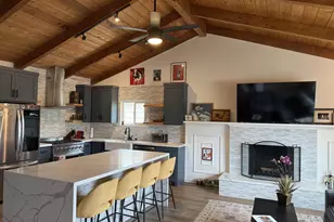 5209 Foothill Blvd, San Diego, CA 92109 - Photo 4