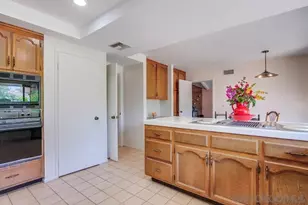 6411 Via De La Reina, Bonsall, CA 92003 - Photo 28