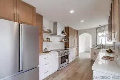  3276 Talbot St, San Diego, CA 92106 - Photo 8