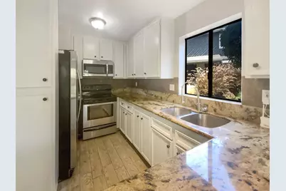  5661 Lake Park Way #4, La Mesa, CA 91942 - Photo 6