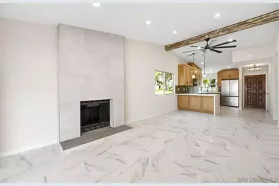  6915 Pear Tree Dr, Carlsbad, CA 92011 - Photo 16