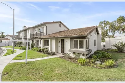  6915 Pear Tree Dr, Carlsbad, CA 92011 - Photo 2