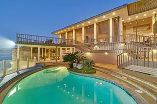1920 Spindrift Dr, La Jolla, CA 92037 - Photo 1