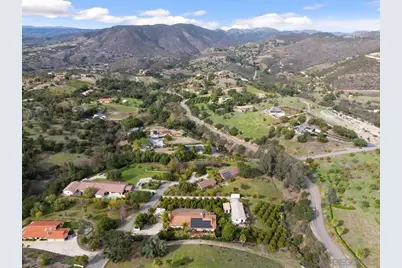  1379 Sunny Heights Road, Fallbrook, CA 92028 - Photo 14