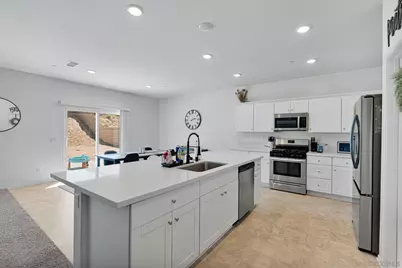  14159 Cornell Ct, Hesperia, CA 92344 - Photo 12