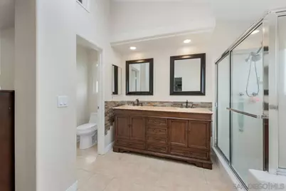  3227 San Tomas Dr, Oceanside, CA 92056 - Photo 20
