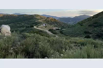  1010 1/2 Wilson Ave, El Cajon, CA 92020 - Photo 2