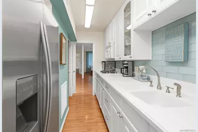  885 Rosecrans St, San Diego, CA 92106 - Photo 18