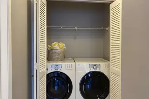 7405 Charmant, San Diego, CA 92122 - Photo 10