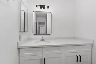 3230 Ashford St, San Diego, CA 92111 - Photo 16