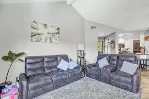 3049 Golden Oak Way, Spring Valley, CA 91978 - Photo 2