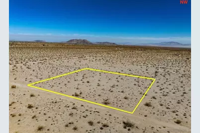  61376 Venus Dr #15, Joshua Tree, CA 92252 - Photo 2