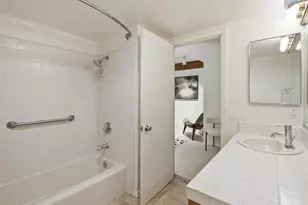 616 W Lewis St, San Diego, CA 92103 - Photo 32