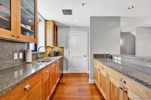 700 W E St, San Diego, CA 92101 - Photo 10