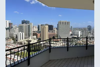  700 W Harbor #2501, San Diego, CA 92101 - Photo 4