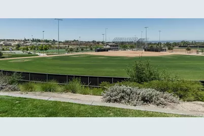  32395 Tannat Dr, Temecula, CA 92591 - Photo 36