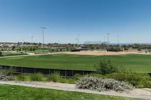 32395 Tannat Dr, Temecula, CA 92591 - Photo 36