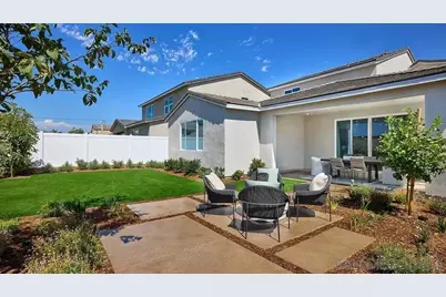  5538 Dora Way, Oceanside, CA 92057 - Photo 2