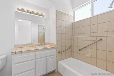  2749 Los Alisos Dr, Fallbrook, CA 92028 - Photo 34