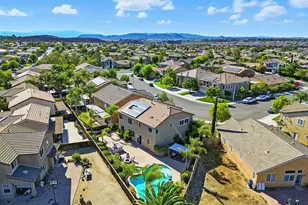 38200 Camarada Ln, Murrieta, CA 92563 - Photo 64