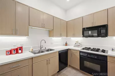  525 11th Avenue #1116, San Diego, CA 92101 - Photo 4