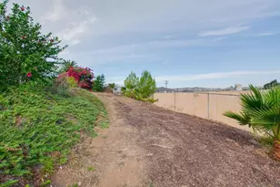 9753 Shamrock Ln, Lakeside, CA 92040 - Photo 20