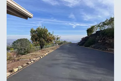  4742 Mount Helix Drive, La Mesa, CA 91941 - Photo 26