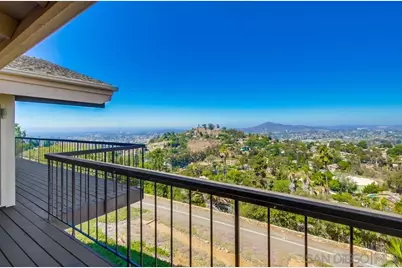  4742 Mount Helix Drive, La Mesa, CA 91941 - Photo 18