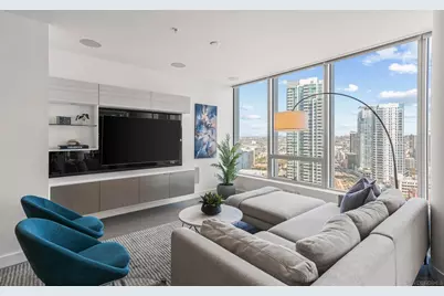  888 W E Street #2206, San Diego, CA 92101 - Photo 2