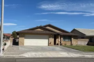 27539 Silver Lakes Pkwy, Helendale, CA 92342 - Photo 8