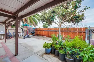 1034 Bartlett Dr, Vista, CA 92084 - Photo 20