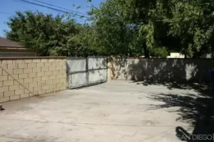 7535 Magnolia Ave, Riverside, CA 92504 - Photo 12