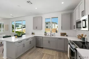 5270 San Bernardo Terrace, San Diego, CA 92114 - Photo 10