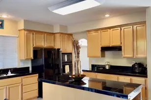 2136 Blackridge Ave, Sacramento, CA 95835 - Photo 14