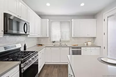  16206 Veridian Cir, San Diego, CA 92127 - Photo 14