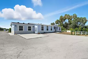 2090-94 Curtis, Vista, CA 92084 - Photo 2