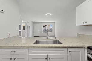 239 50th St, San Diego, CA 92102 - Photo 4