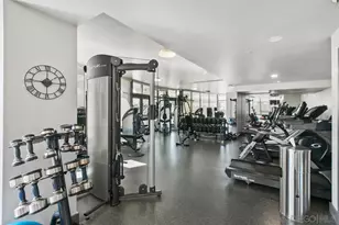 700 W E St, San Diego, CA 92101 - Photo 18