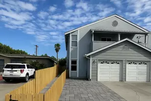 972 Sapphire St, Pacific Beach, CA 92109 - Photo 2