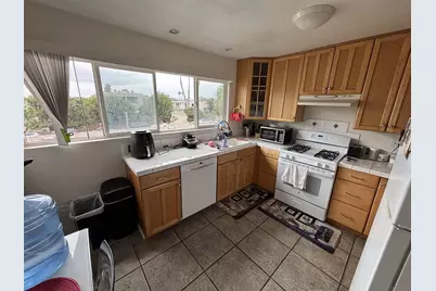  2028 Thomas Ave, San Diego, CA 92109 - Photo 42