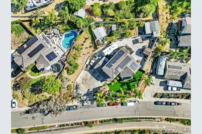  1507 Phillips St, Vista, CA 92083 - Photo 2