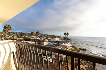  4878 Pescadero Ave #403, San Diego, CA 92107 - Photo 1