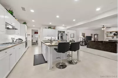  35160 Mahogany Glen Dr., Winchester, CA 92596 - Photo 10