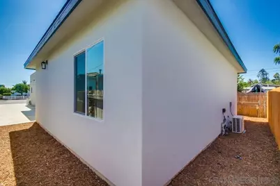  752 W 9th Avenue, Escondido, CA 92025 - Photo 38