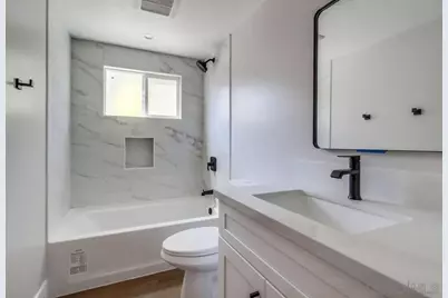  752 W 9th Avenue, Escondido, CA 92025 - Photo 6